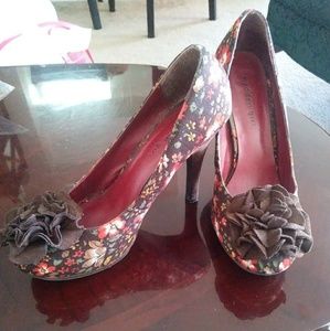 Madden Girl shoes size 9m